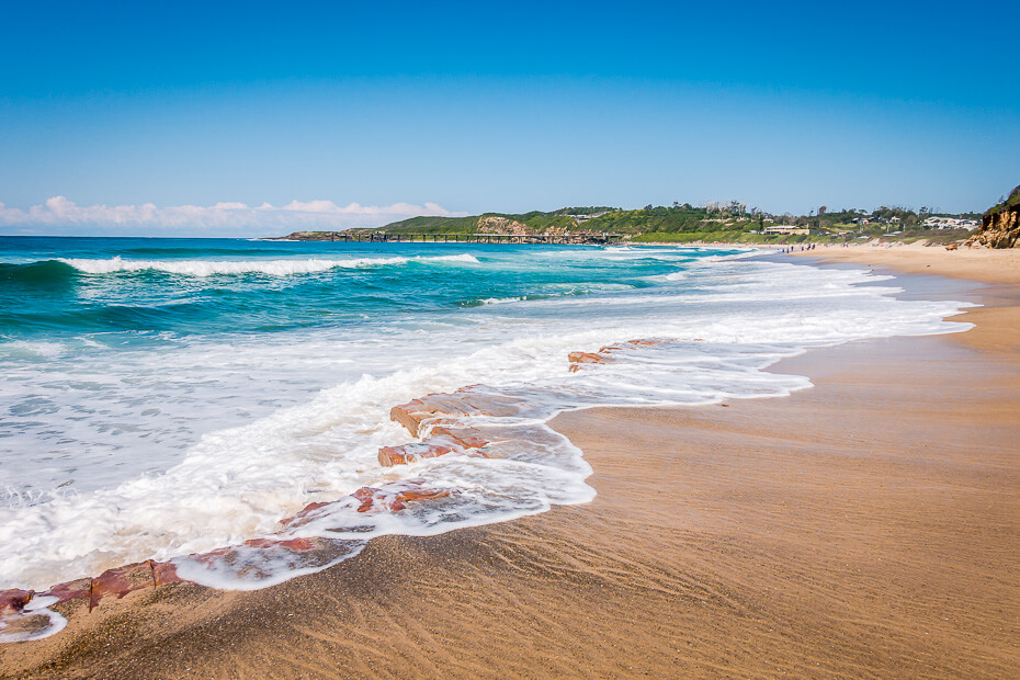 Catherine Hill Bay beach in Lake Macquarie with waves