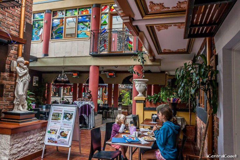 Families enjoying food and dining at Ettalong Markets