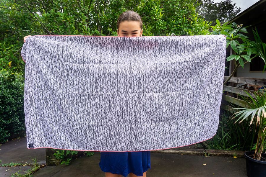 Reverse side of Tesalate beach towel showing geometric pattern