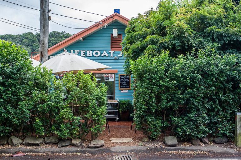 brooklyn lifeboat seafood 768x512