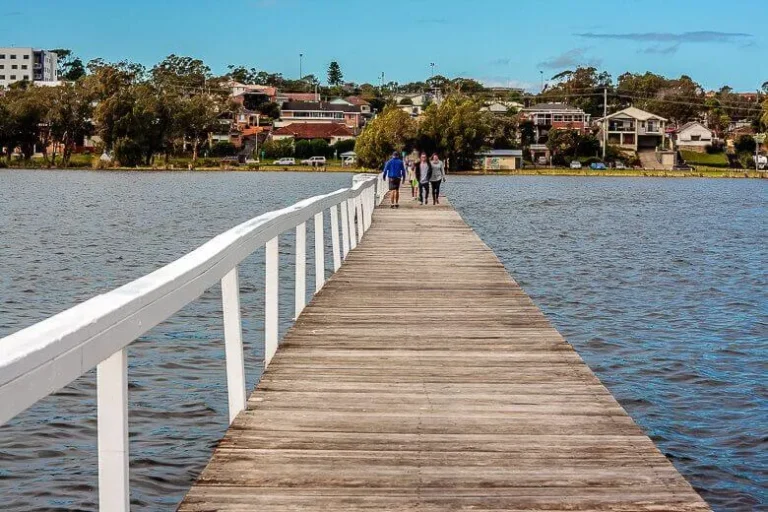 long jetty walk tuggerah lake 768x512