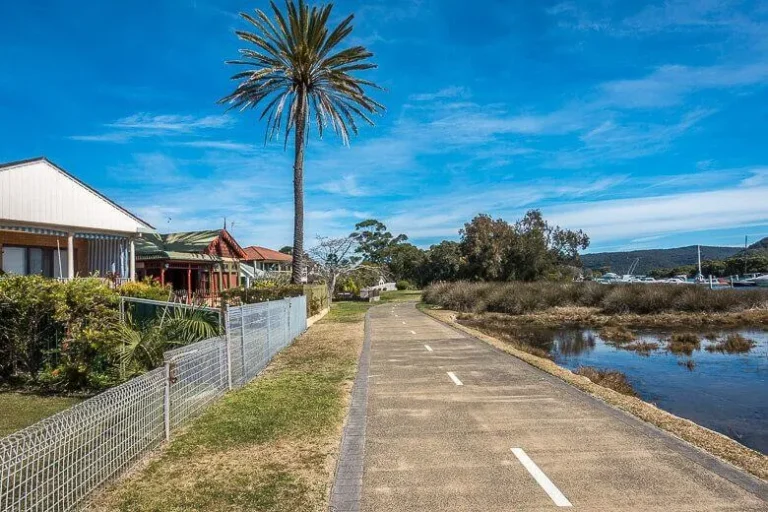 woy woy to gosford cycleway brisbane water nsw 768x512