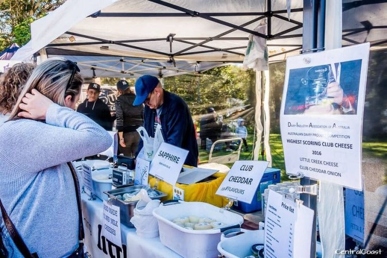 avoca beachside markets cheese stall 768x512