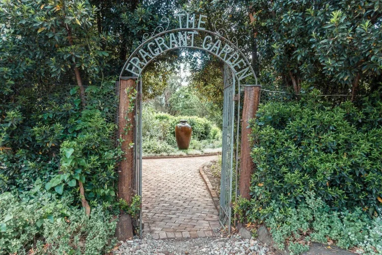 central coast attractions distillery botanica 768x512