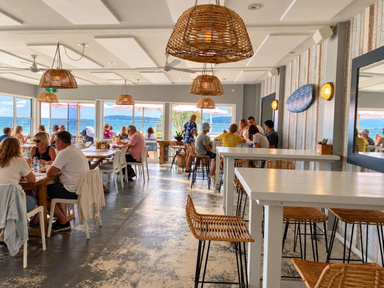 margarita daze umina beach restaurant interior 768x576