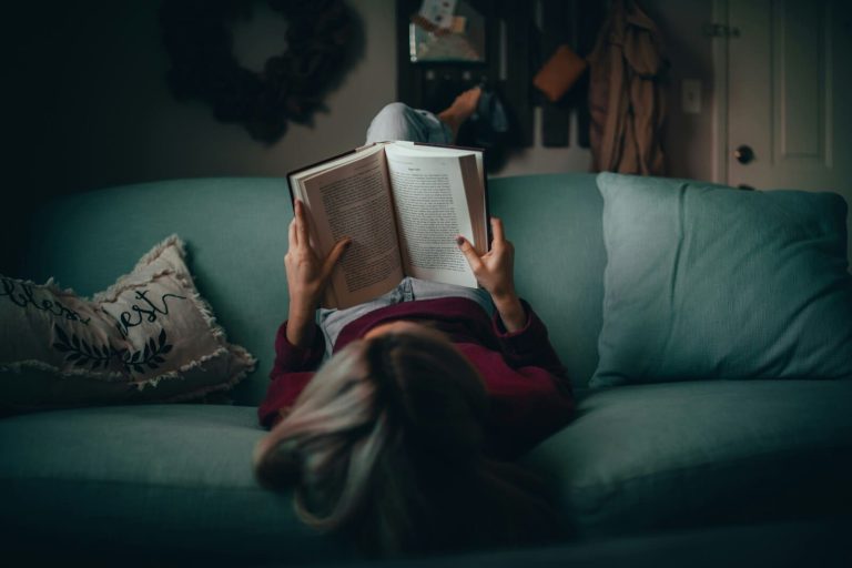 silent book club gosford 768x512
