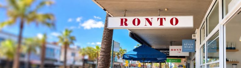 ronto cafe umina outdoor seating seven miles coffee sunny weekend 768x218