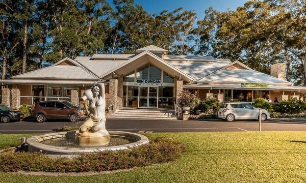 Entrance to Ken Duncan Gallery in Erina Heights on the Central Coast